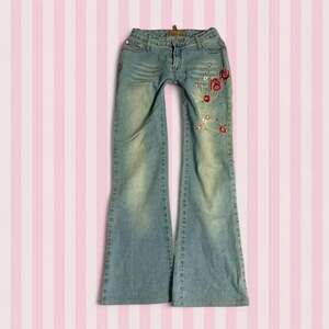 Maple's Selfdom Floral Embroidered Flare Jeans Size 29